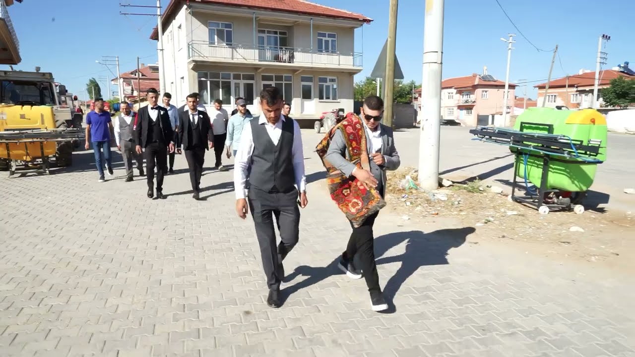 AFYOKARAHİSAR/İhsaniye/Hacıbeyli de düğünler bir başkadır