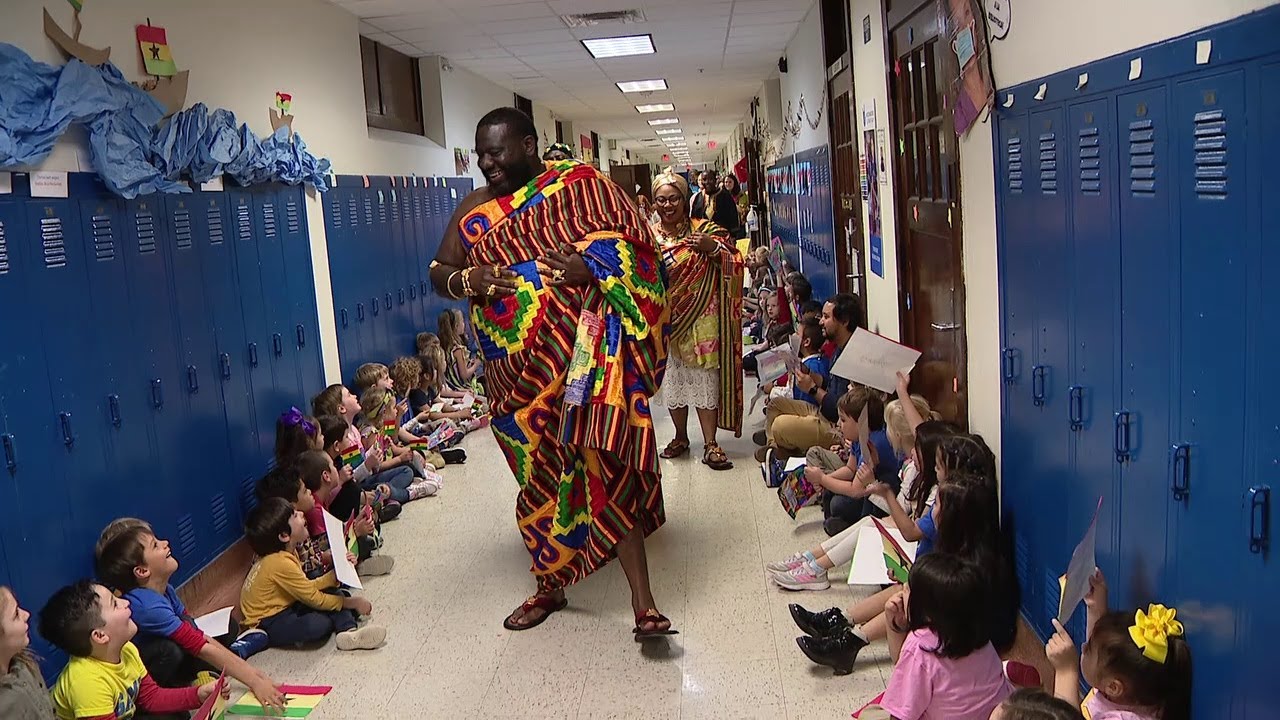 Mockingbird Elementary students hold parade to celebrate week of learning about Ghana