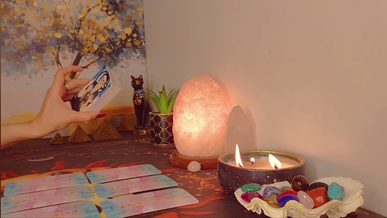 حبيبك/الكراش اللى مغلبك تتعامل معاه أزاى؟وأيه القناع اللى لابسه عليك خباياه وأسراره/طبيعة شخصيته