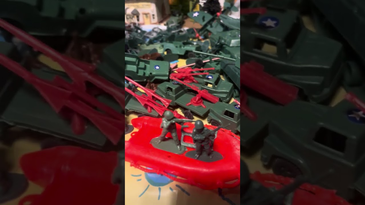 Combat assault military set #plastictoysoldiers #armymentoys #militaryplaysets #toysoldiers 