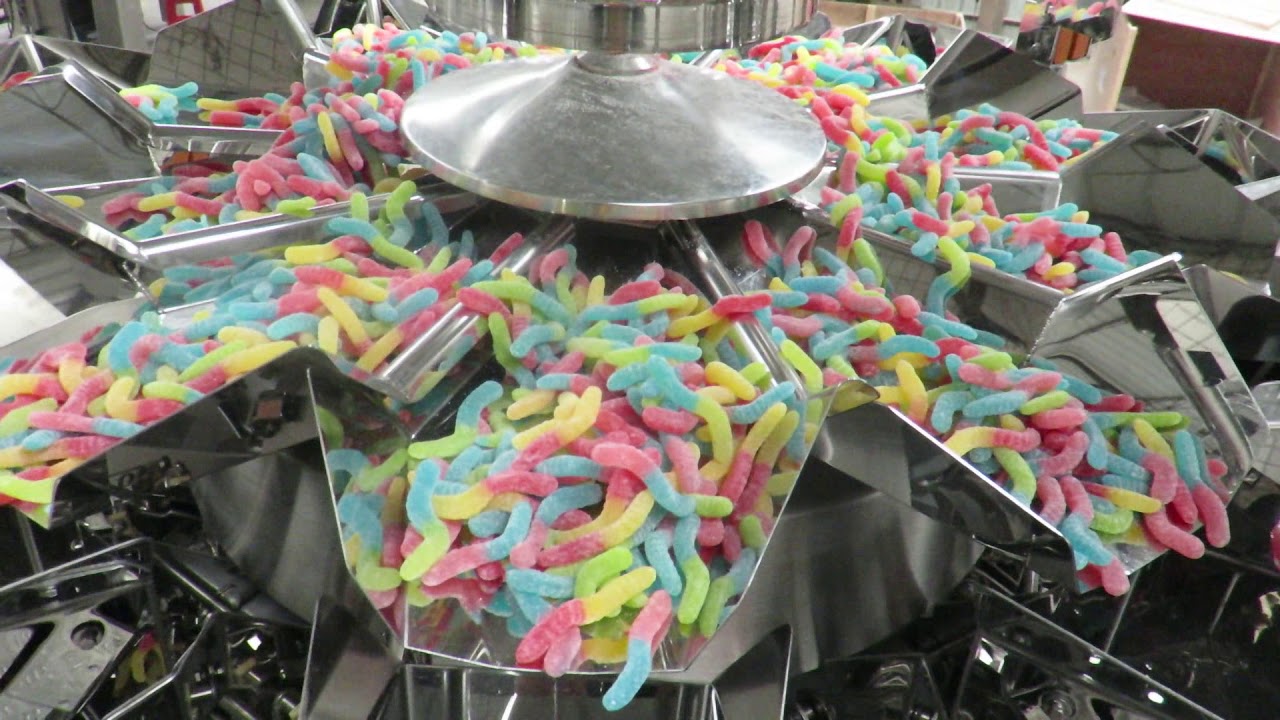 VP42 With Double Outlet Z Conveyor (Packing Strips Of Soft Candy) - BAOPACK AUTO PACKAGING MACHINE