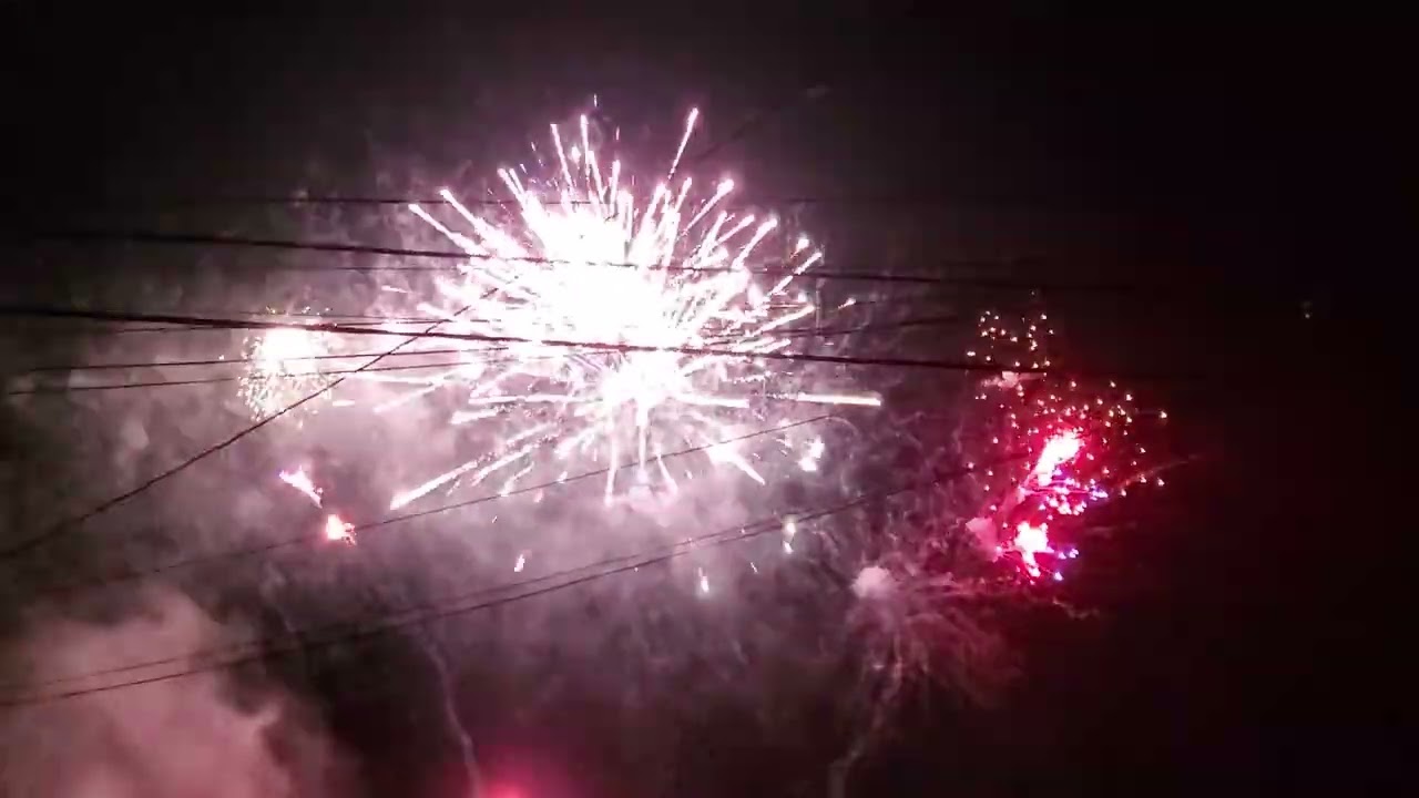 LASER SHOW 260S #firecraker #fireworks #pyro #fireworkcrazy #2024 #nye