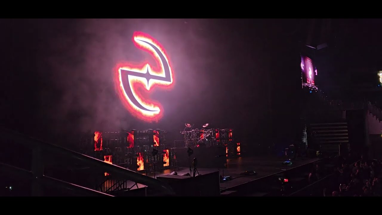 S10 // EVANESCENCE, "ARTIFACT / THE TURN" / "BROKEN PIECES SHINE" LIVE FROM P.R. 10 MAYO / 24....