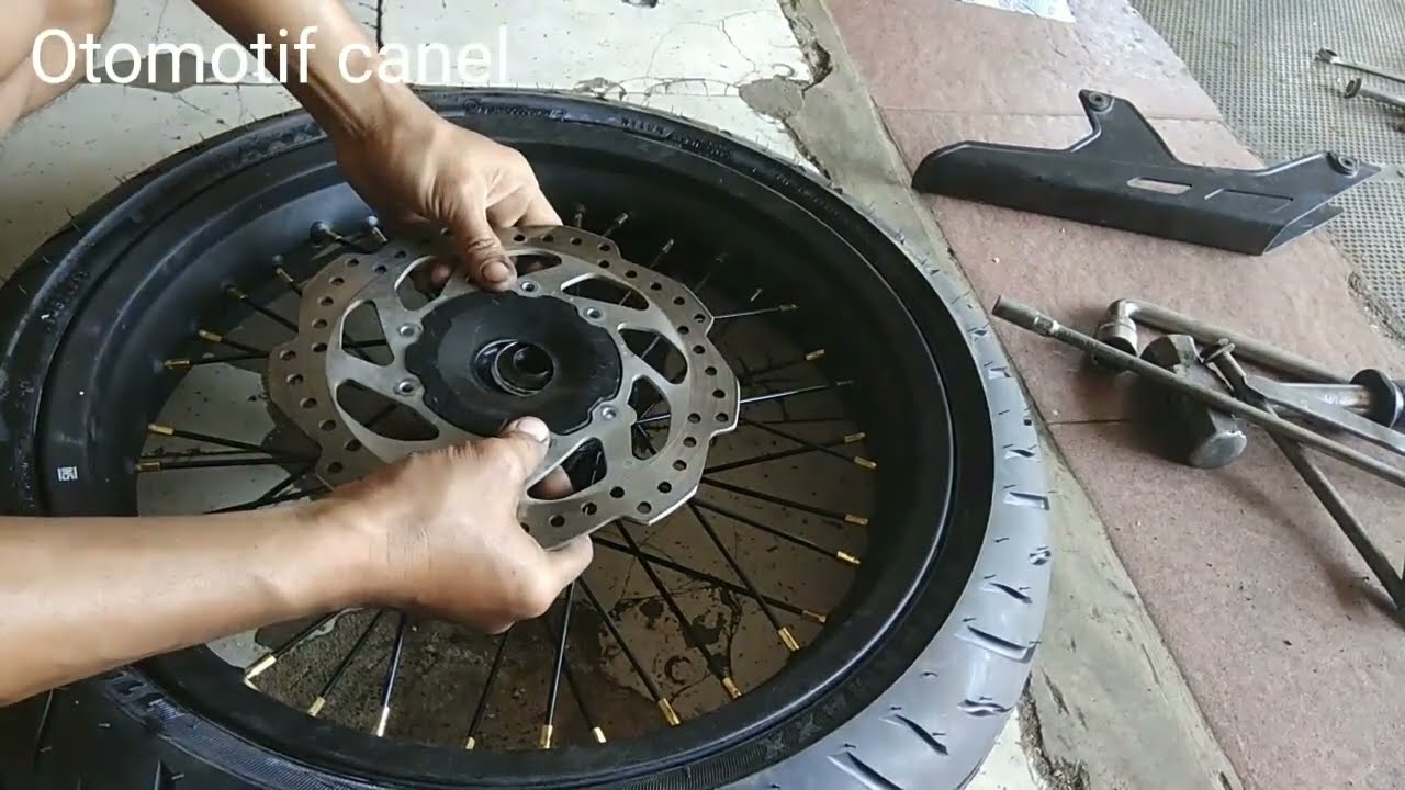 pasang velg supermoto crf 150