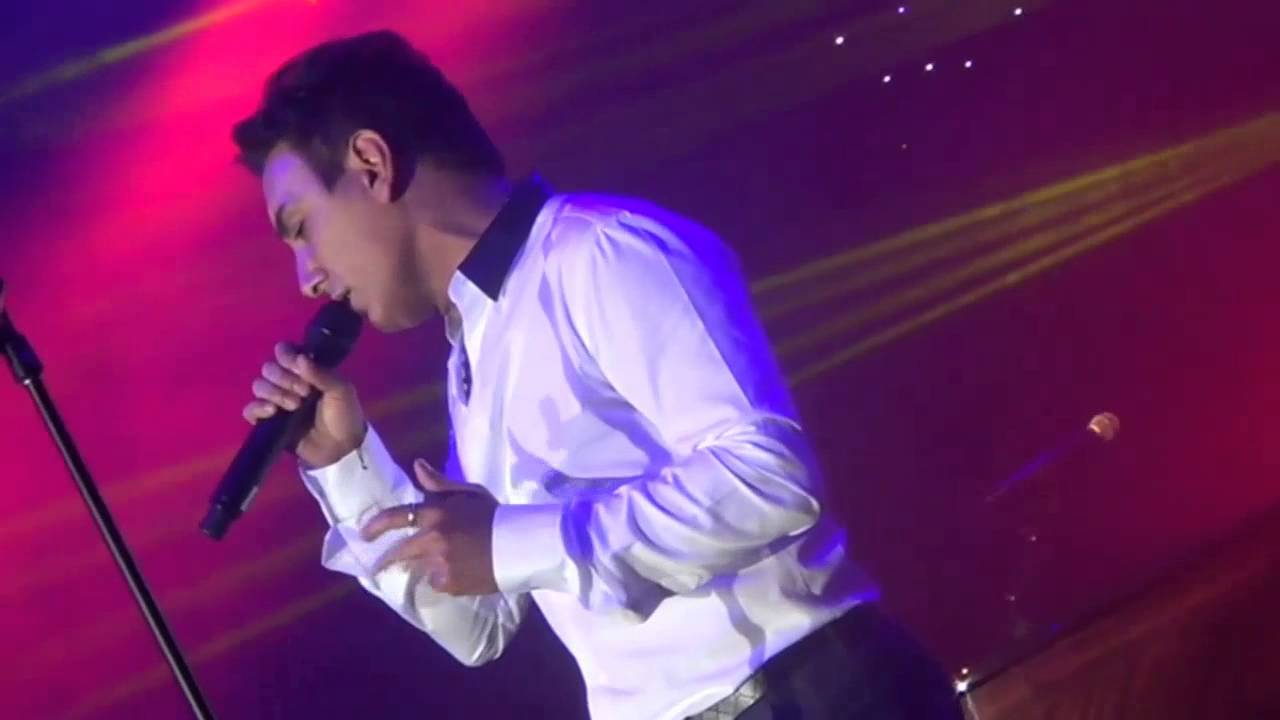 Shadmehr Aghili Concert Dubai 92 - Taghdir
