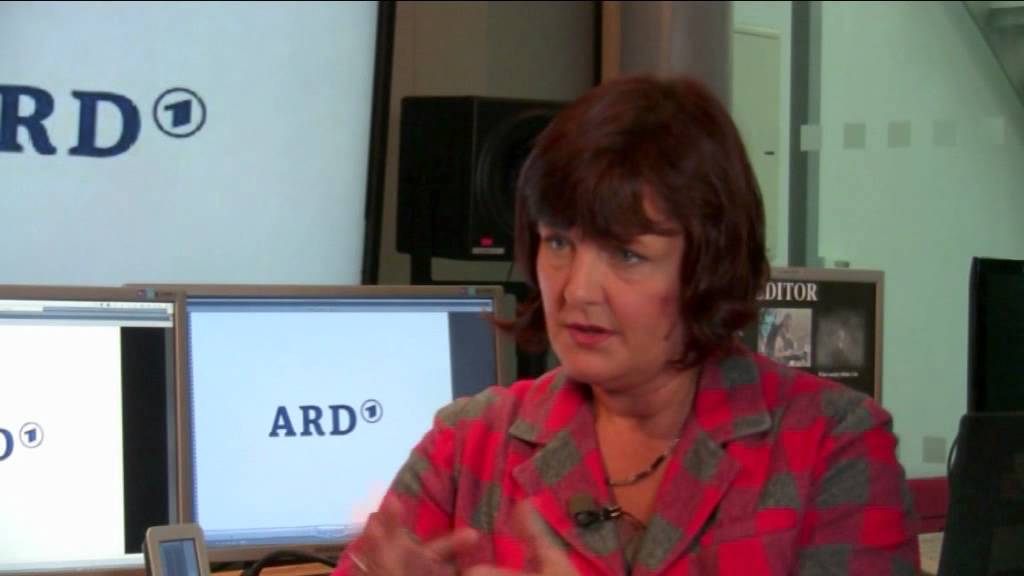 Doppelgänger in Europe: Annette Dittert