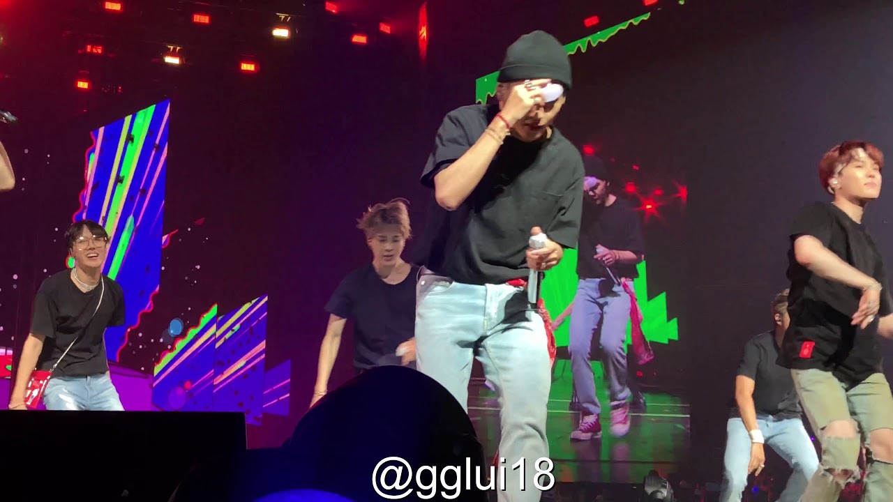 [4K 직캠] 180929 Anpanman - BTS 방탄소년단 Love Yourself Tour in Newark Fancam 직캠