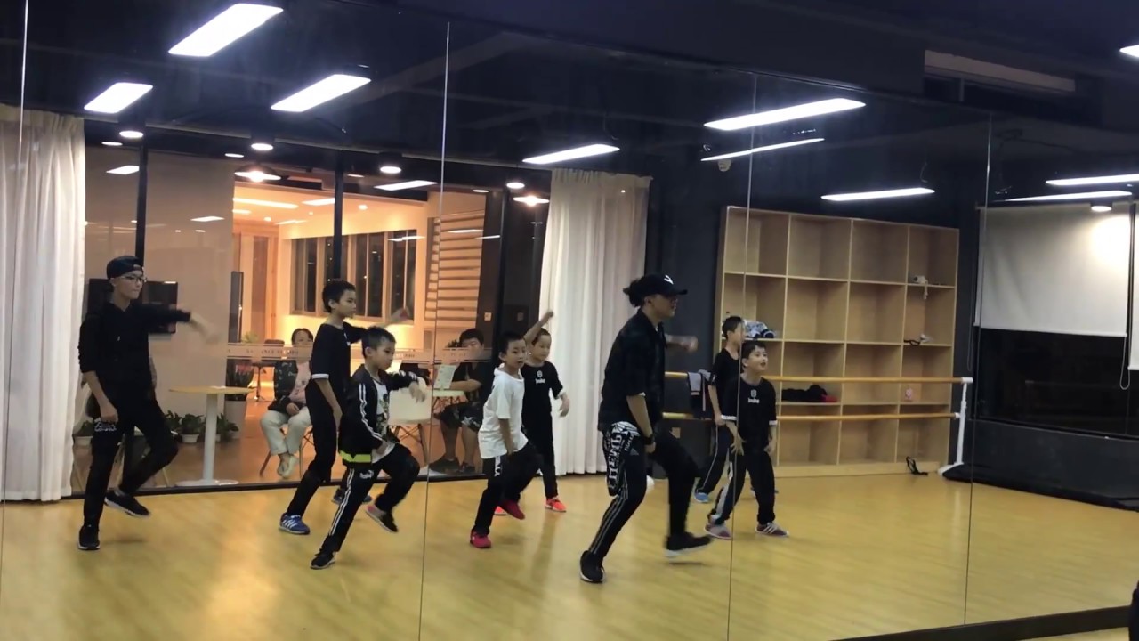 中枪舞 教学 call of the ambulance  choreography  dance tutorial by AKAJ