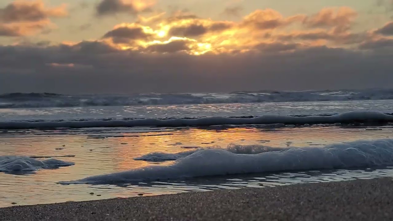 Sunday Serenade: A Sunrise to Inspire | October 12, 2025 | Ocean Sunrise Studio 