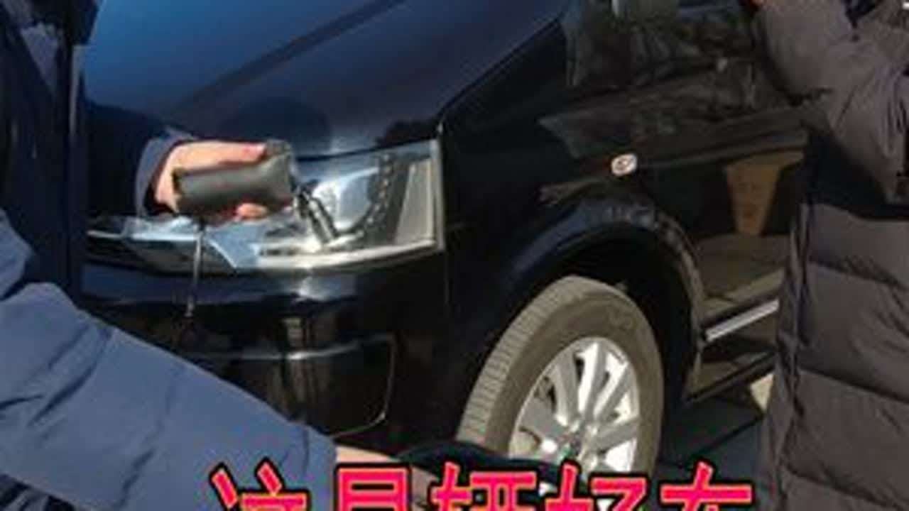 老两口买辆进口的商务车，床车自驾游！倒徐州找阿杰免费帮忙改电 老两口买一辆进口的商务车，床车自驾游，参加团购的星兆蓝移动电源，关于两点三充系统不会安装，专门跑到徐州找阿杰免费帮忙安装！