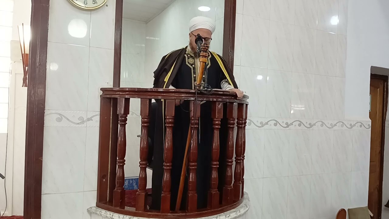 خطبة الجمعة  ( فضل القرآن الكريم وتلاوته) لفضيلة الشيخ إلياس آيت سي العربي الحسني  17 01 2005