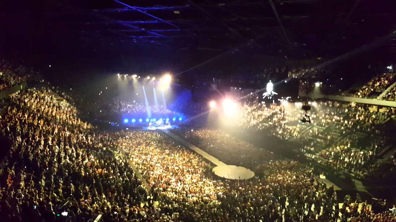 U2 - One - Paris Bercy 2015