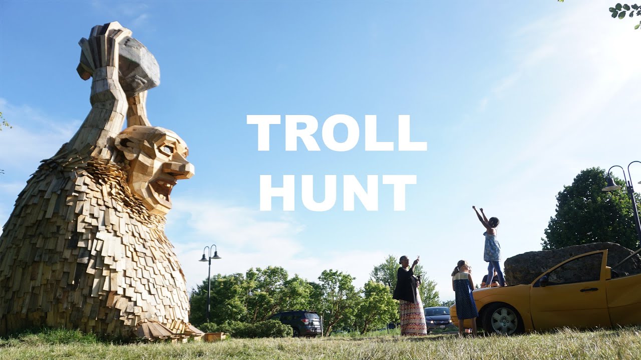 TROLL HUNT - Six Giant Trolls hunting humans, in Chicago.