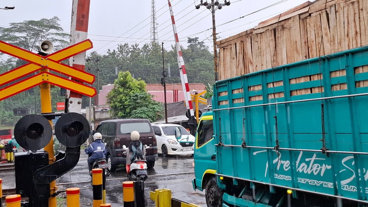 Pintu sepur sedang live sekarang!