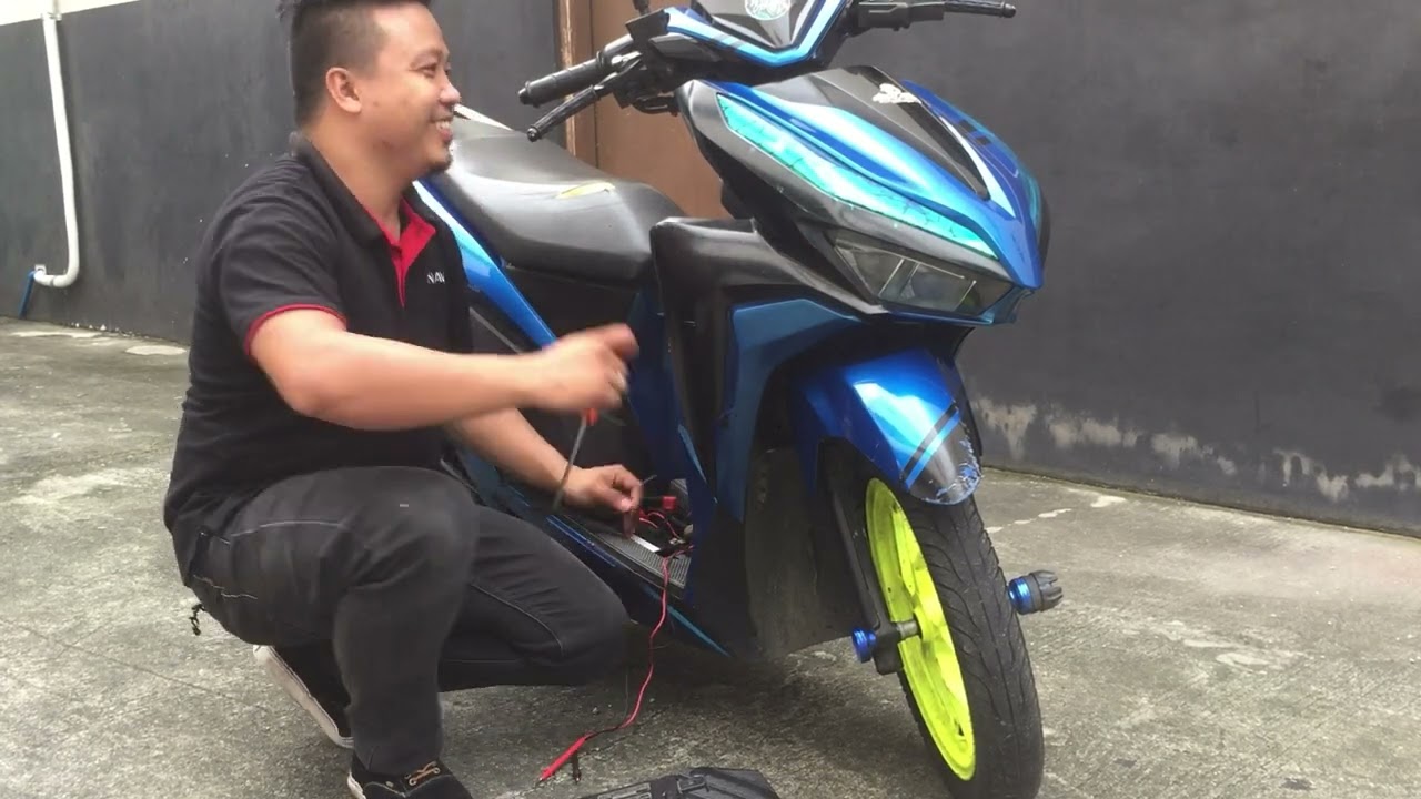 iNav GPS Tracker Installation Hondo Click 2017