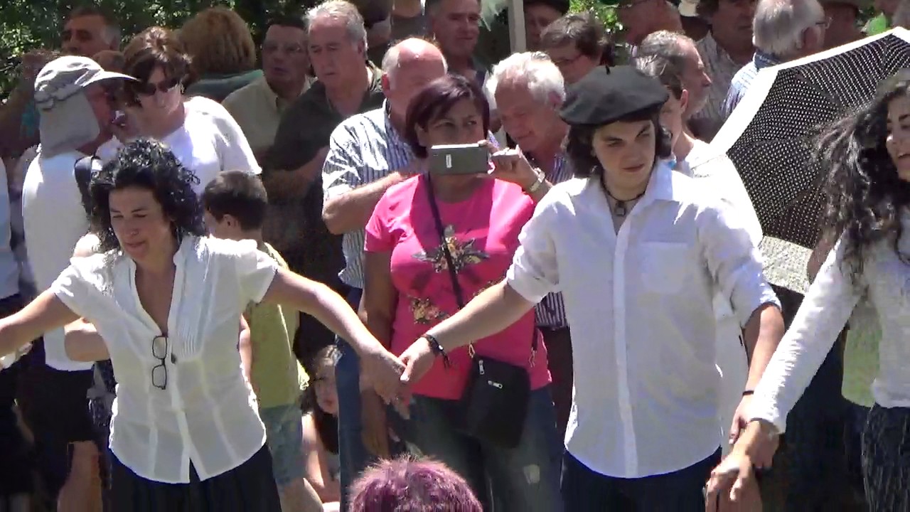 Romería de la Trinidad 2017: Danzas en la Campa de la Trinidad