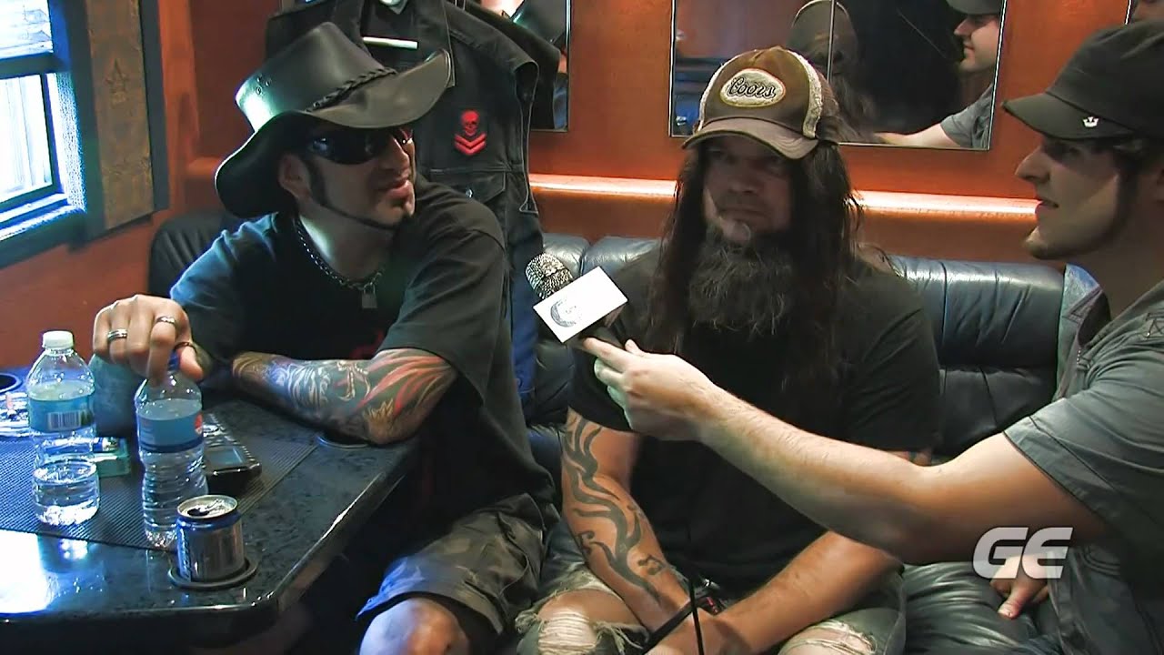 Backstage with... Hellyeah