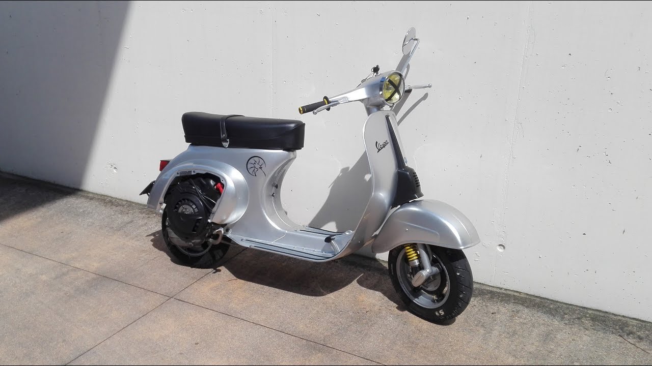 Vespa 50 Special Story