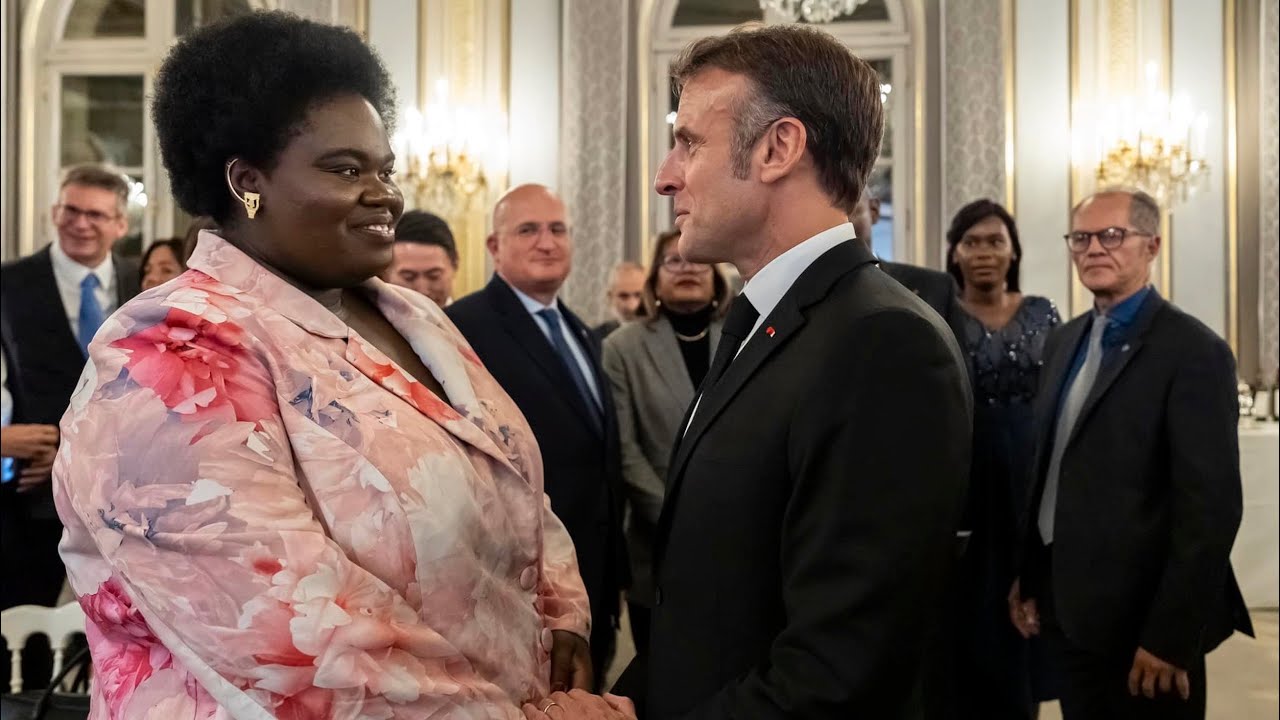 (VLOG) La France m'invite &agrave; l'&Eacute;lys&eacute;e I DIVA LIFE
