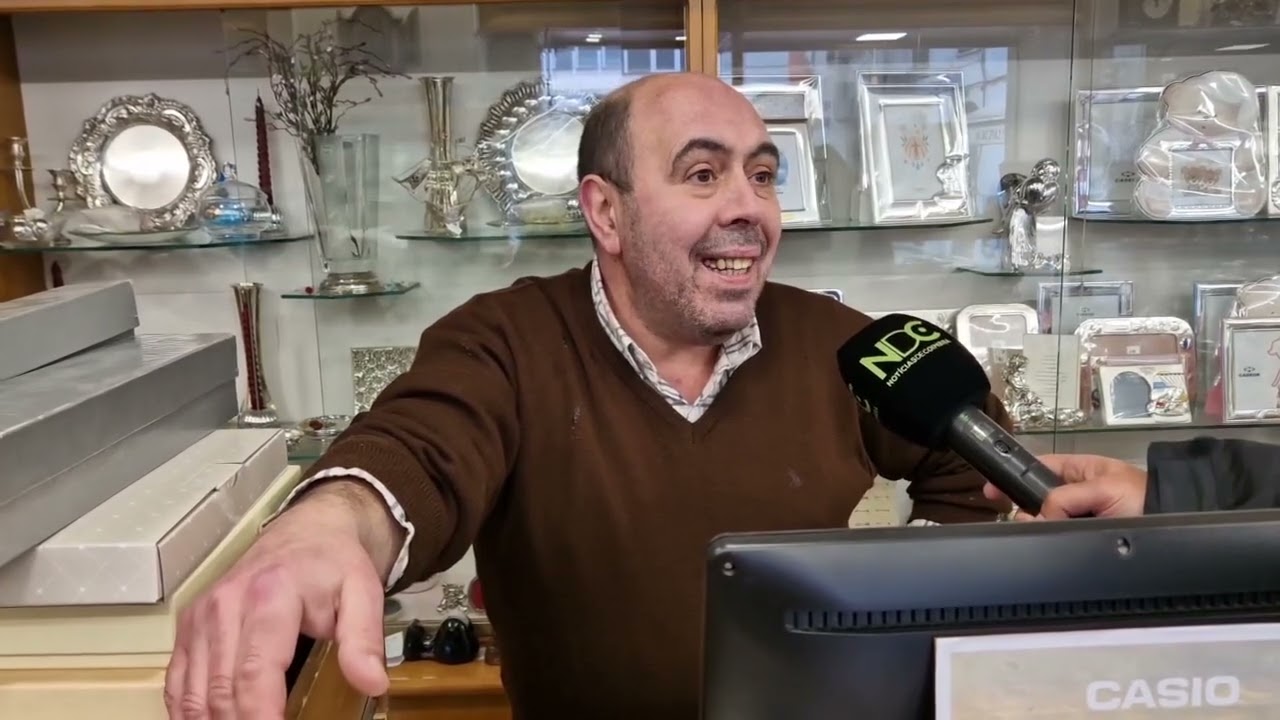 NA RUA DO CORVO, EM COIMBRA, ESTÁ QUASE TUDO FECHADO