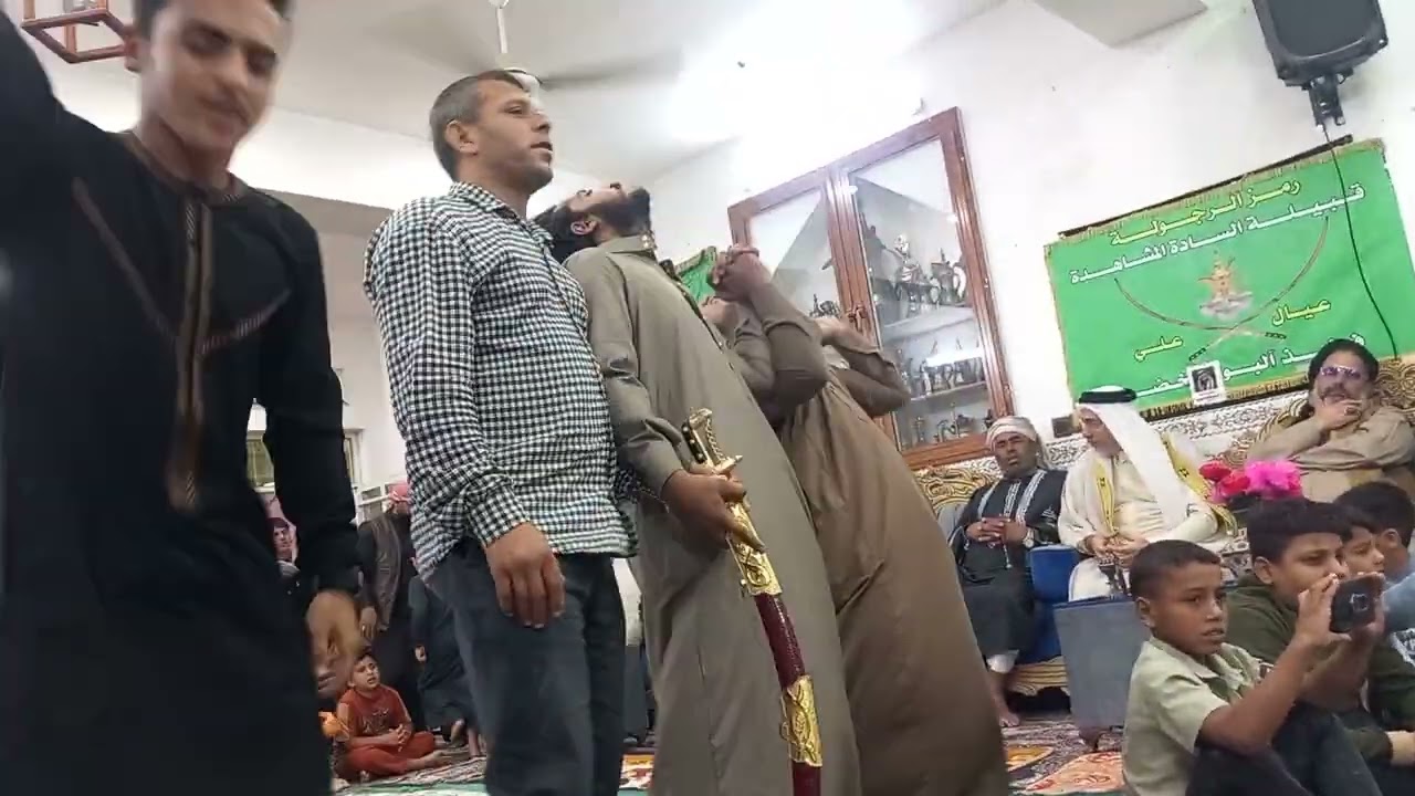 مديح بصوت المداح علي الدليمي وبحق الساده المشاهده في تكيه اسد ابو غريب يوسف المشهداني