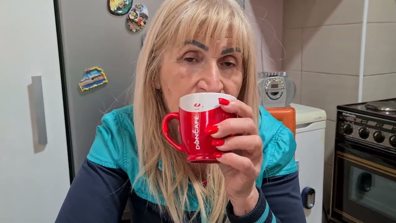 &Scaron;arenko nas zahvalno posmatra i mi smo srećni a danas ponovo kod veterinara...!!!!