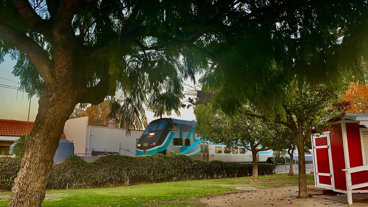 Short Railfanning in Covina and Azusa with Metrolink and Metro Gold Line Action