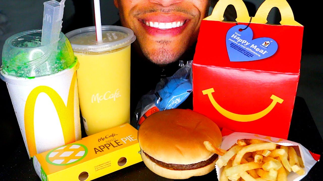 ASMR MCDONALD'S HAPPY MEAL BURGER SHAMROCK SHAKE MCFLURRY ICE CREAM REVIEW TOY MUKBANG JERRY EATING