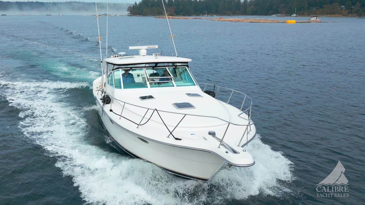 2000 Tiara 3700 Open  - Calibre Yacht Sales - 4K