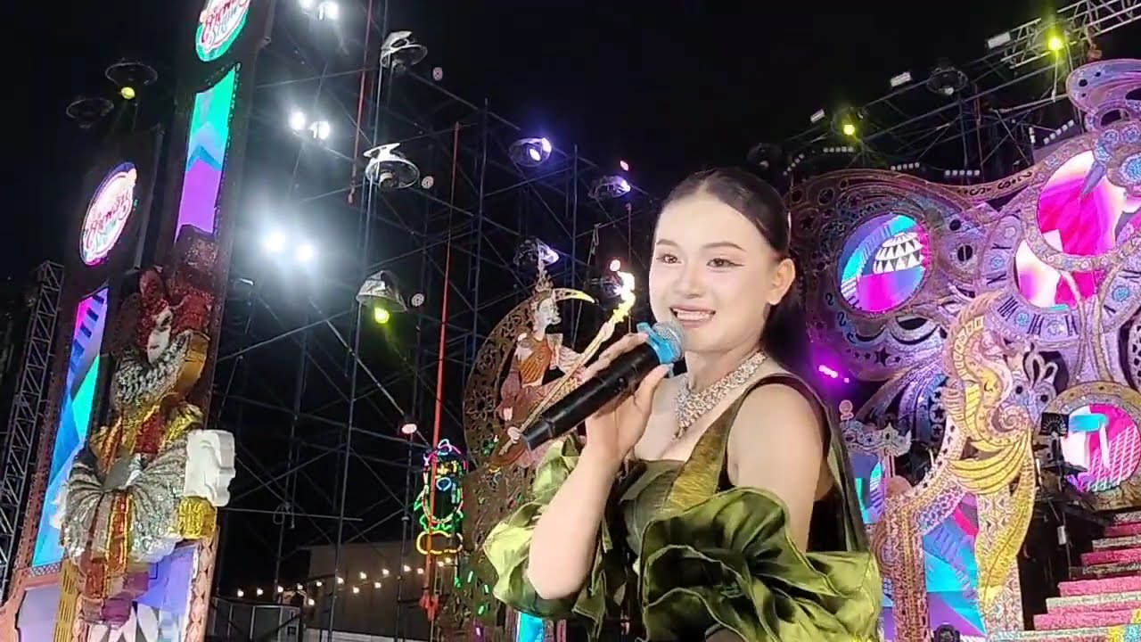 จ้วดแล้วๆมาจ้ามา# น้องฮักแพงวรัญญาภรณ์# สาวน้อยลำเพลินโชว์# สาวน้อยเพชรบ้านแพง