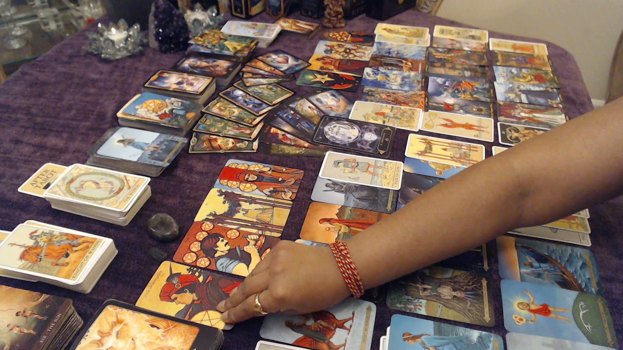 Twin Flame Energy Check In - Divine Feminine Needs To Get Clear On What She Wants!