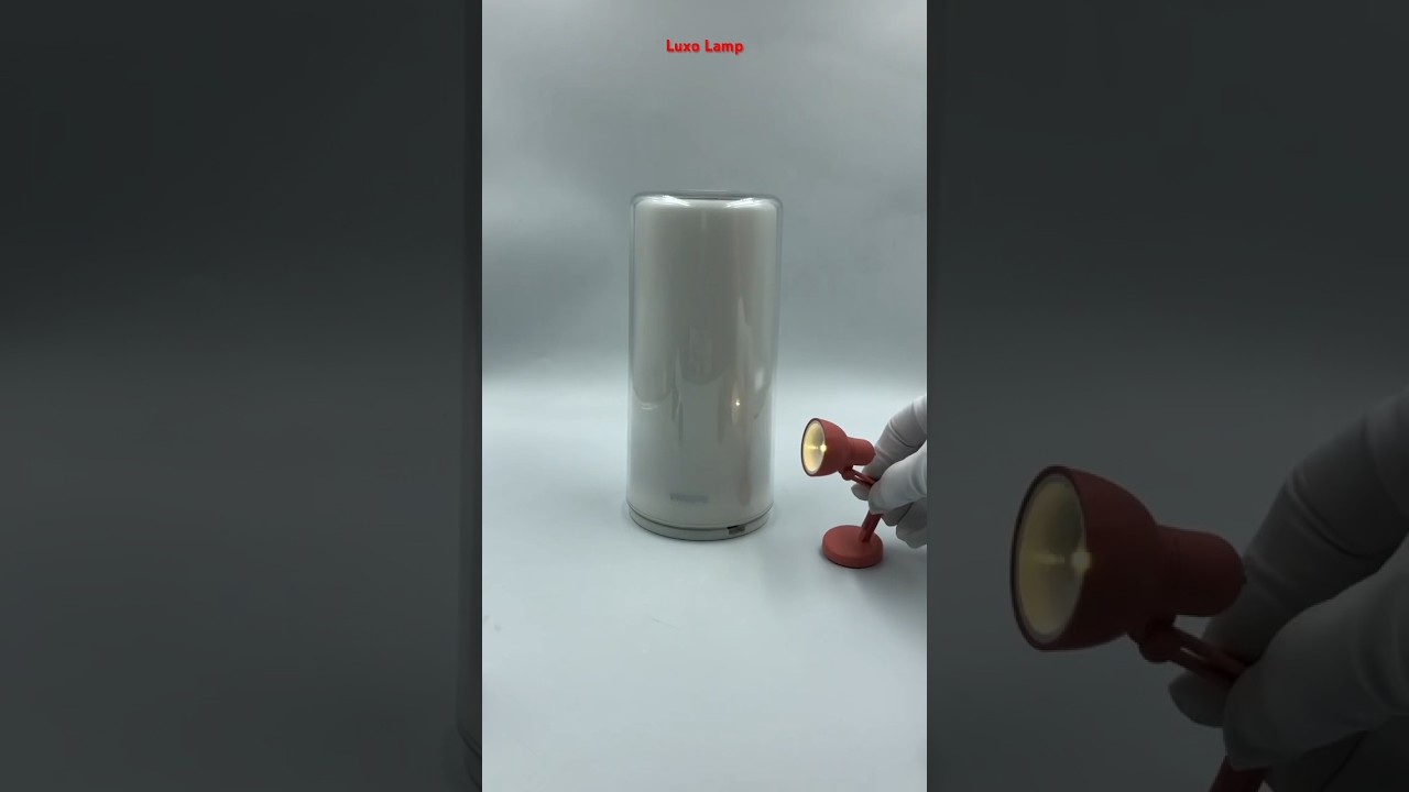 Xiaomi Philips Bedroom Lamp vs Red Luxo Lamp #shorts