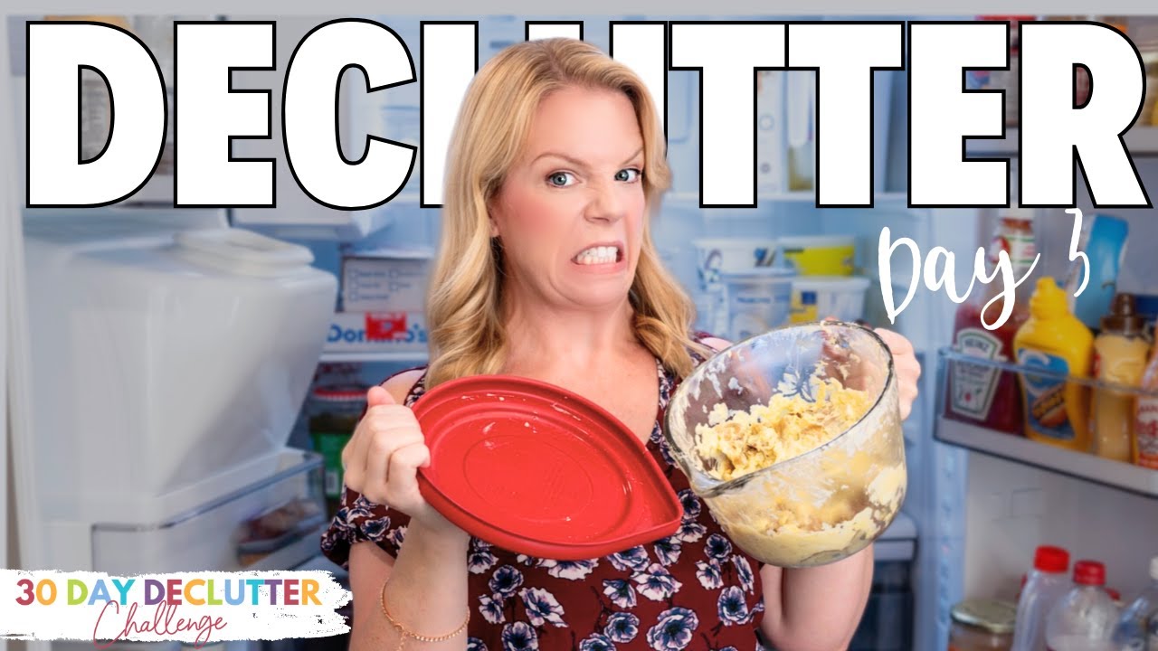 How to Declutter your Fridge FAST - Day 3 - 30 Day Declutter Challenge