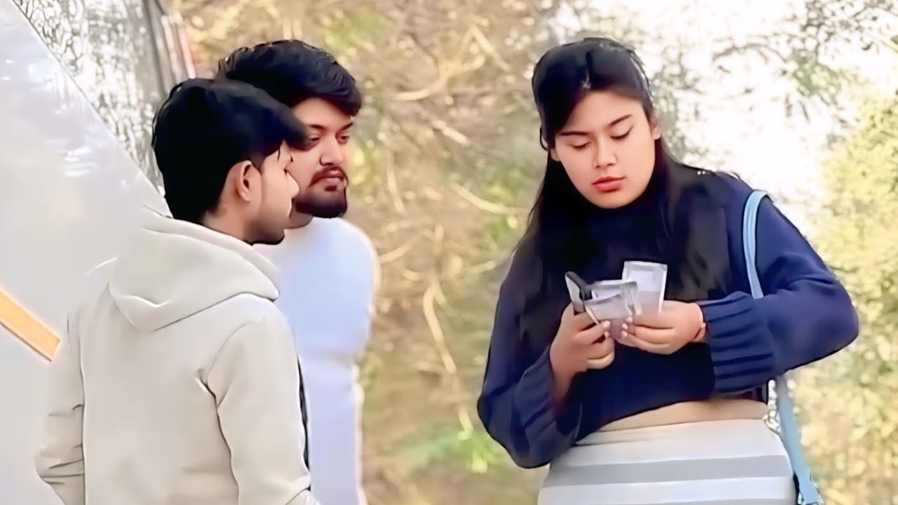 जड़ा चालक बन रही थी || जुटा भी गया और पैसे भीगये prank meaning in hindi prank video prank hacking