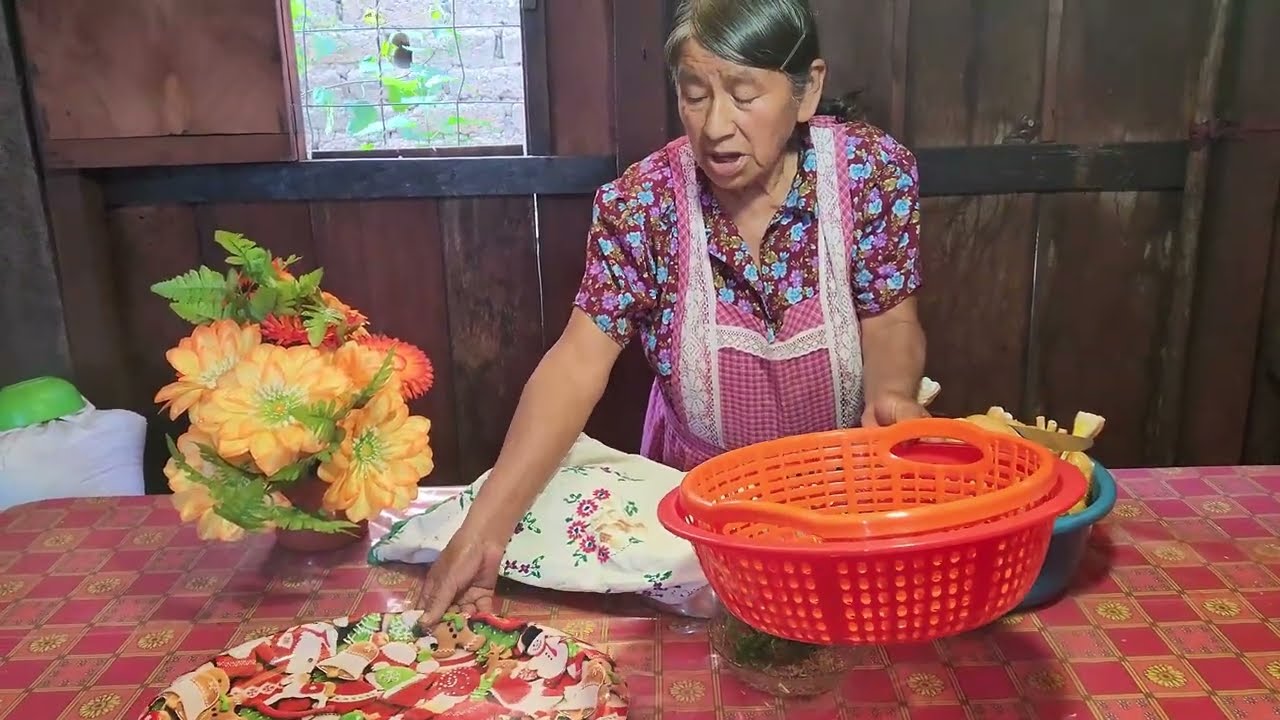 ✅️😃As&iacute; preparo un rico mole de pollo para disfrutar con mi familia 😋 🍗 