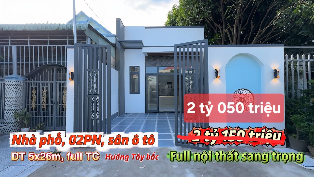Nhà phố hiện đại, full nội thất sang trọng, sân đậu ô tô, trung tâm TP Rạch Giá