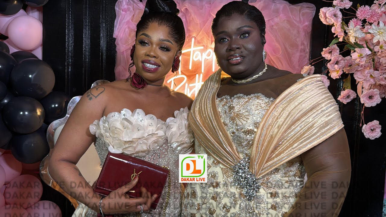 L’incroyable anniversaire de Fanta mboup accompagnée par Mame Ndiaye Savon