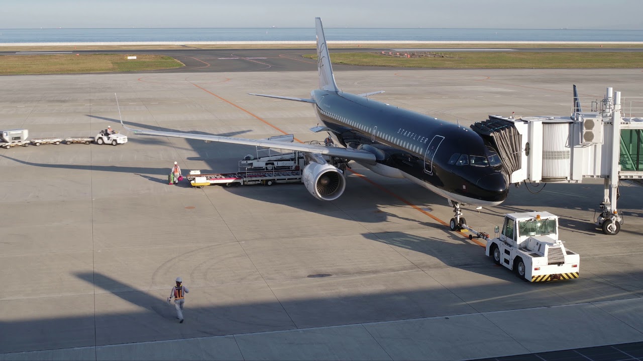 【4K】北九州空港 スターフライヤー 到着&出発 タイムラプス #2(Starflyer arrival & departure at Kitakyushu airport. Timelapse)