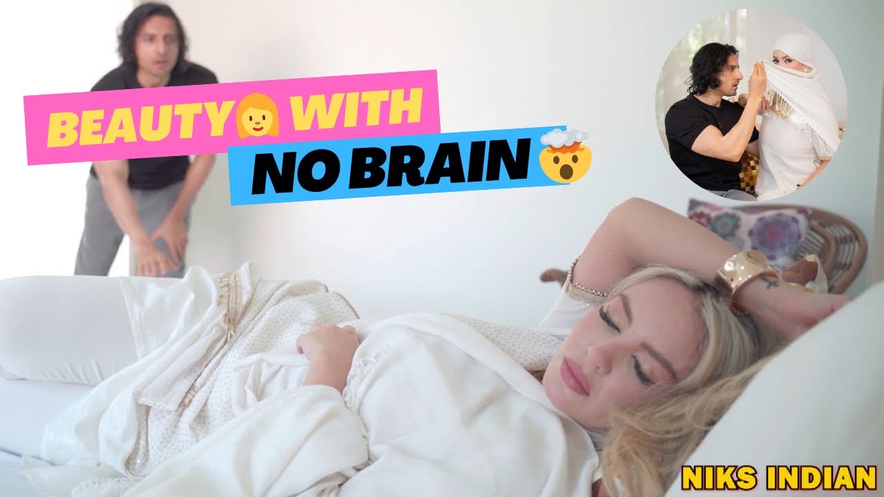 Beauty with No Brain | Beautiful Woman calls Technician to fix Her Wi-Fi Router