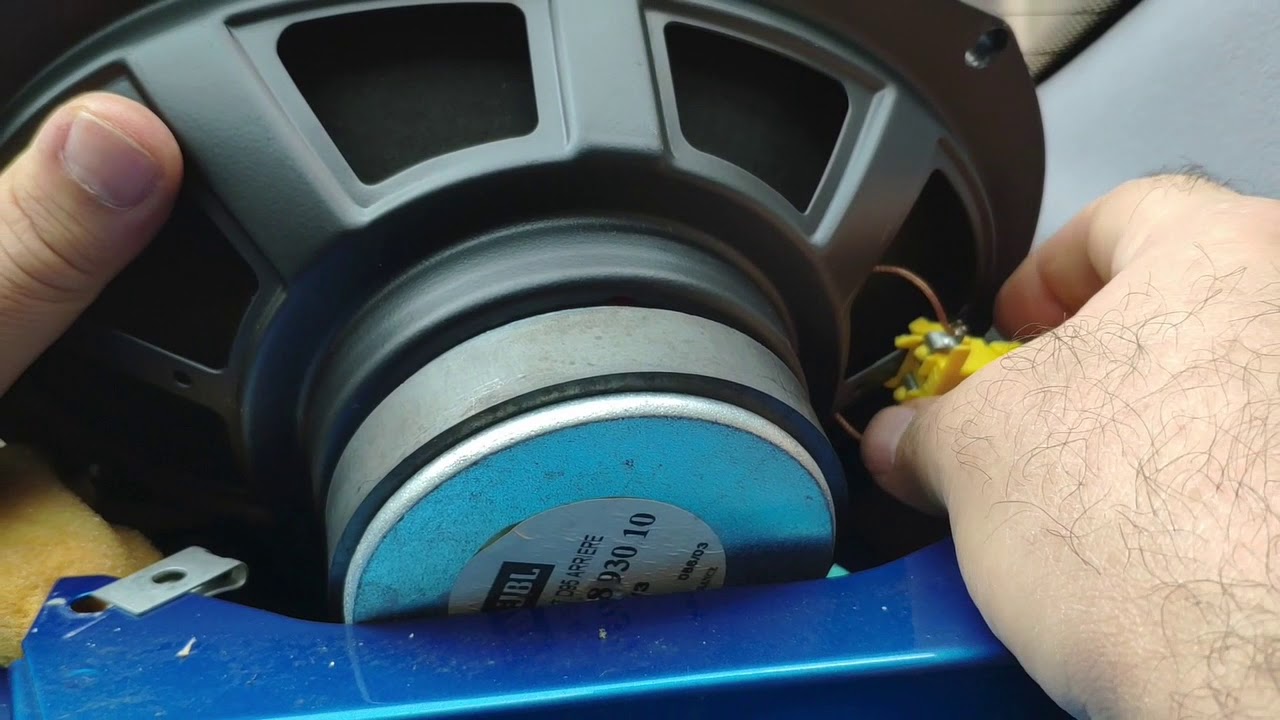 Changer les hauts parleurs - Peugeot 406 coupé