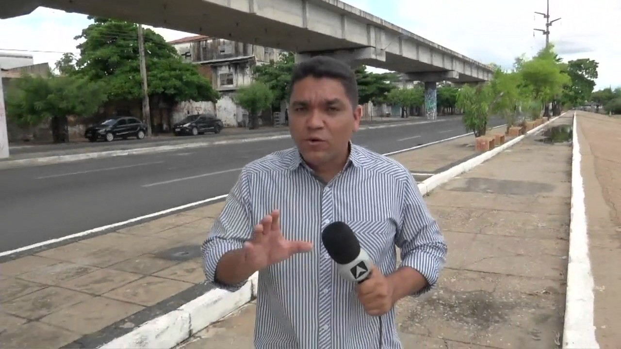 Guarda Municipal prende dupla que roubou celular no centro de Teresina