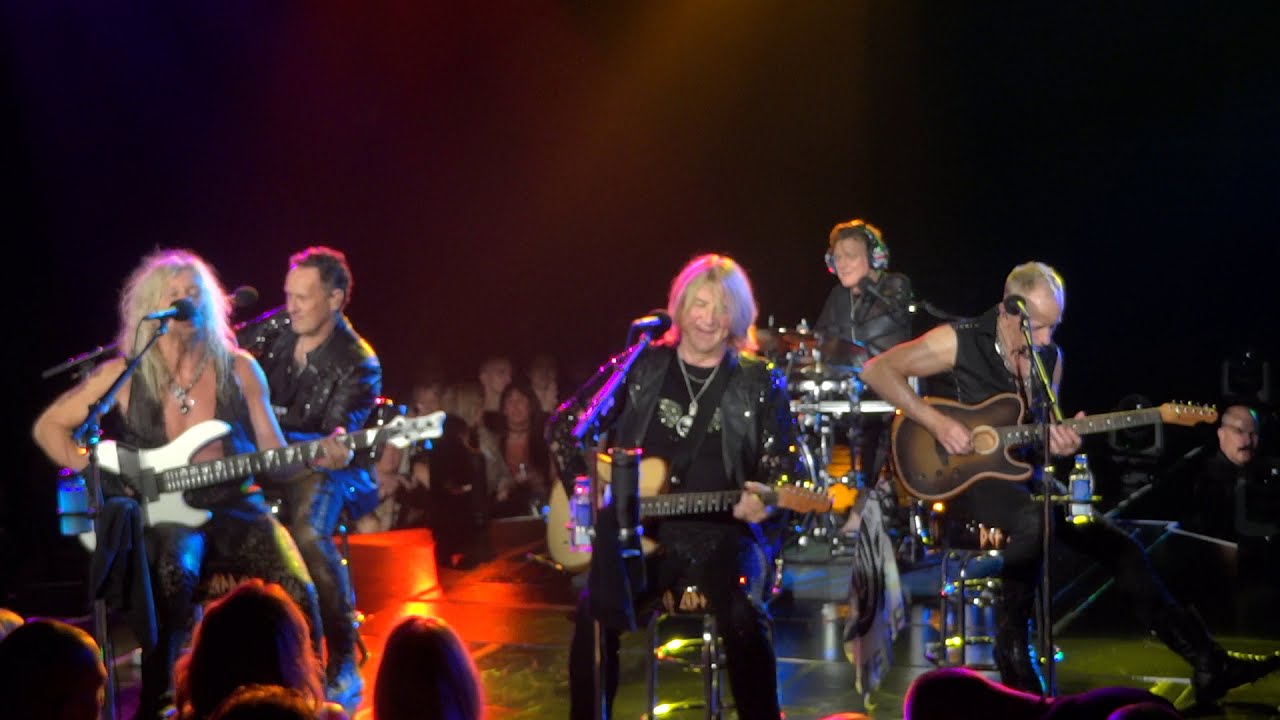 Def Leppard - We Belong - 2019 - Las Vegas, Nv at Zappo's Theater in Planet Hollywood