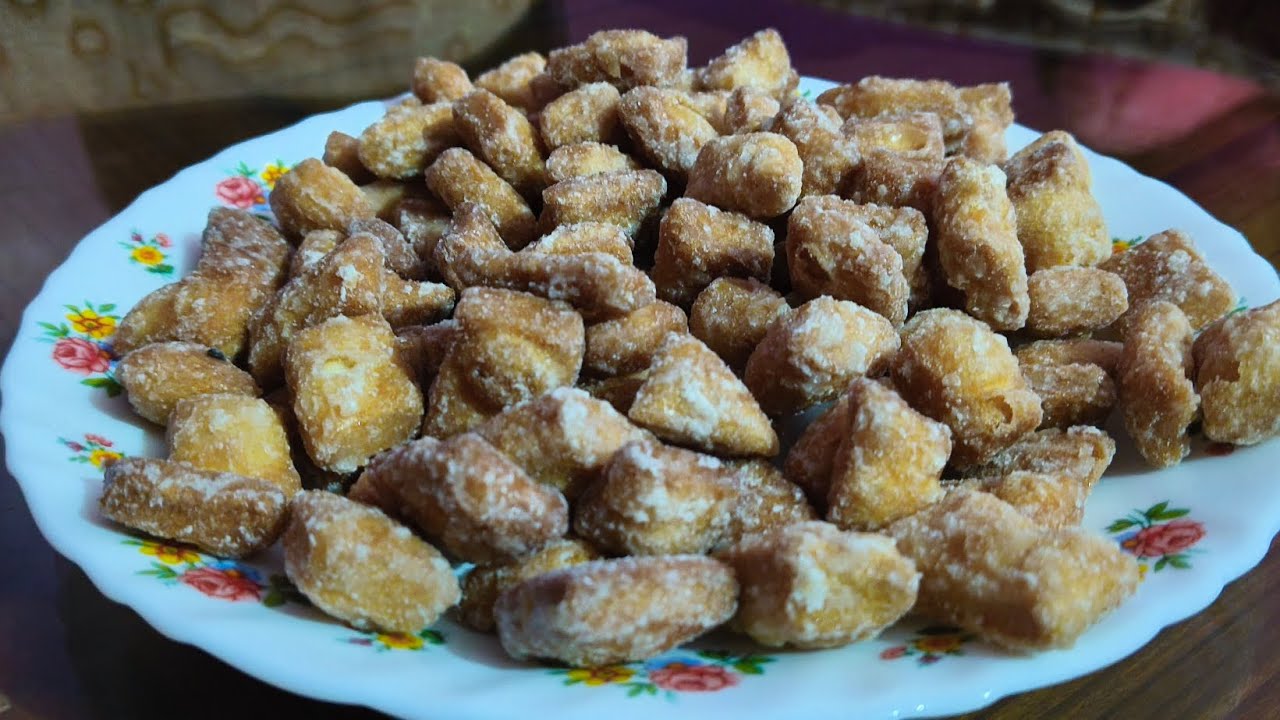 Sagarpara/khurma/kuch mitha khane ka Maan kare toh ek baar is sagarpara ko jaror banaye 