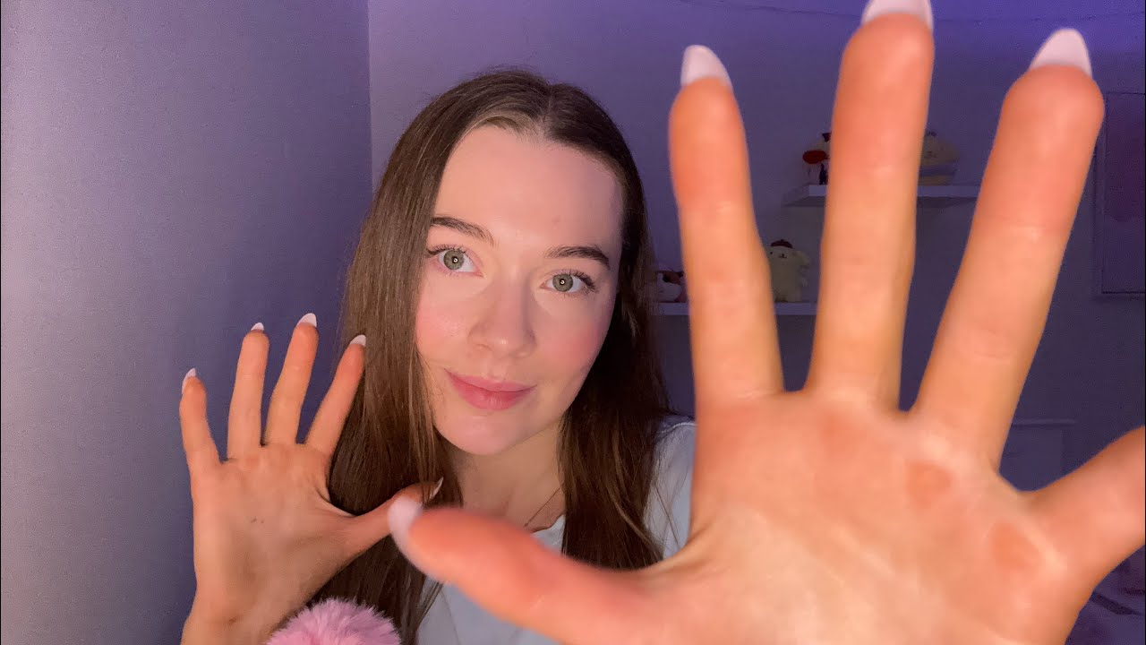 ASMR Hypnotic Spirals & Gentle Hand Movements to Tire Your Eyes 🫧☁️