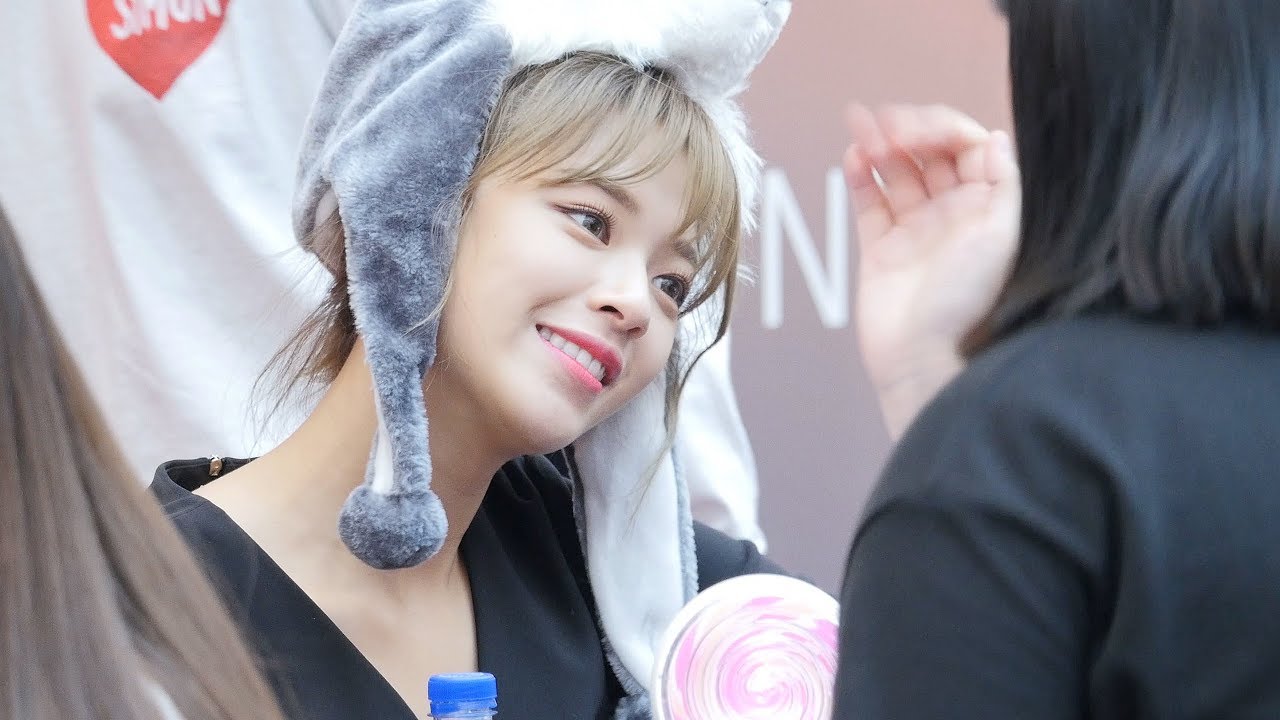 180722 정연 JeongYeon : 트와이스 TWICE 팬싸인회 Fansign :  하남 스타필드 : 직캠 Fancam