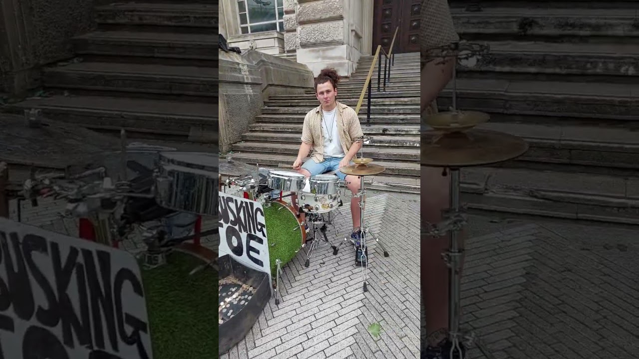 Liverpool Steert performer