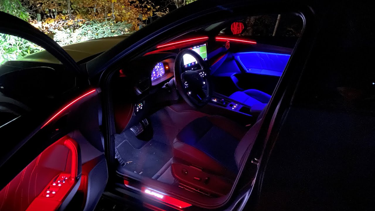 Cupra Formentor 2020 - ambient lighting door/ Ambiente-Beleuchtung Tür 4K