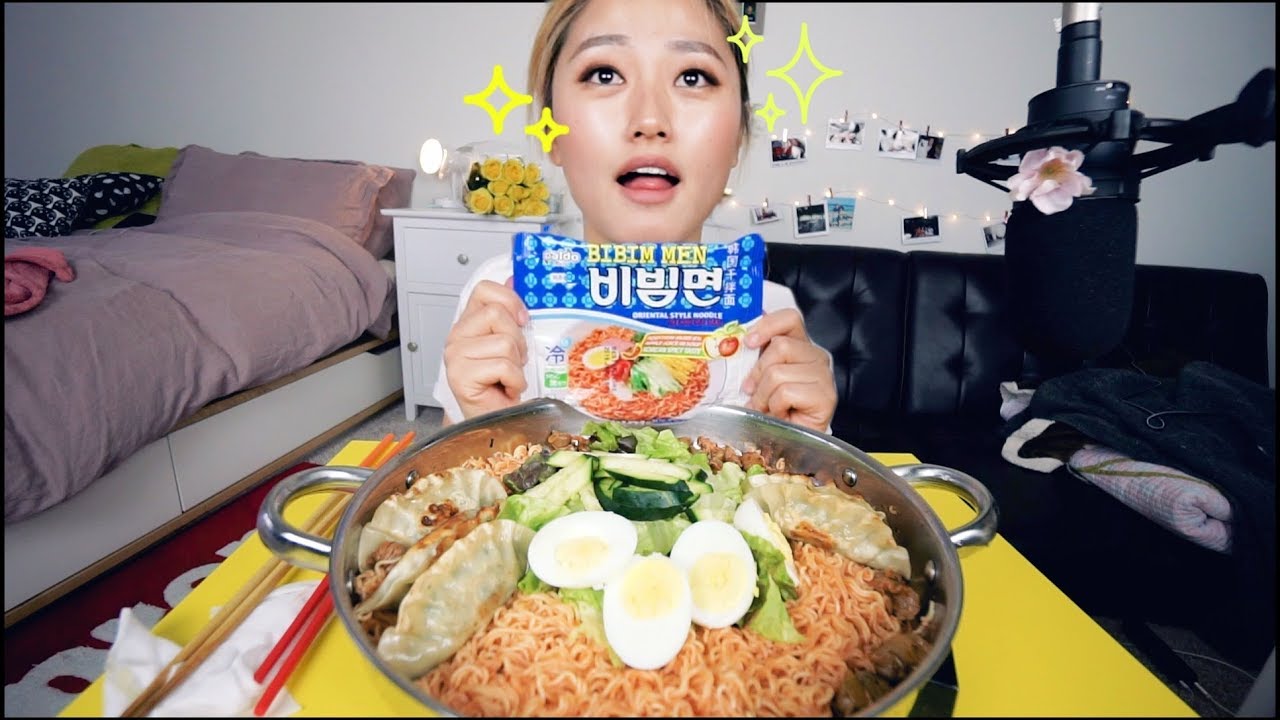 Inhaling the noodles🍜🍜! Cold Spicy Bibimyun NOodles Mukbang~ ft. dumpling | KEEMI★