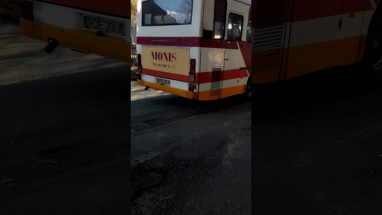 Autosan H10 odpala i odjeżdża z dworca w Dębicy