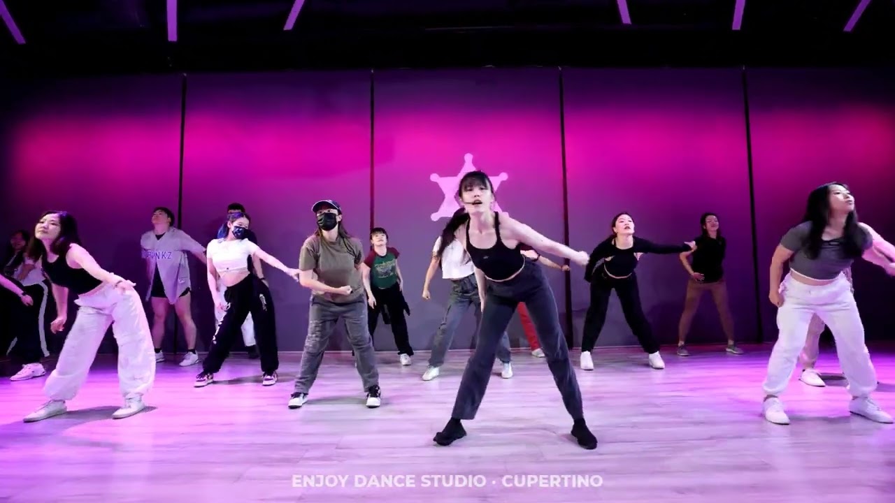 BLACKPINK &middot; [Original] Waacking Basic Choreo &middot; Lucy Choreo